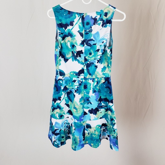 NEW Love...Ady Floral Print Flounce Hem Dress Sz M - Picture 5 of 6
